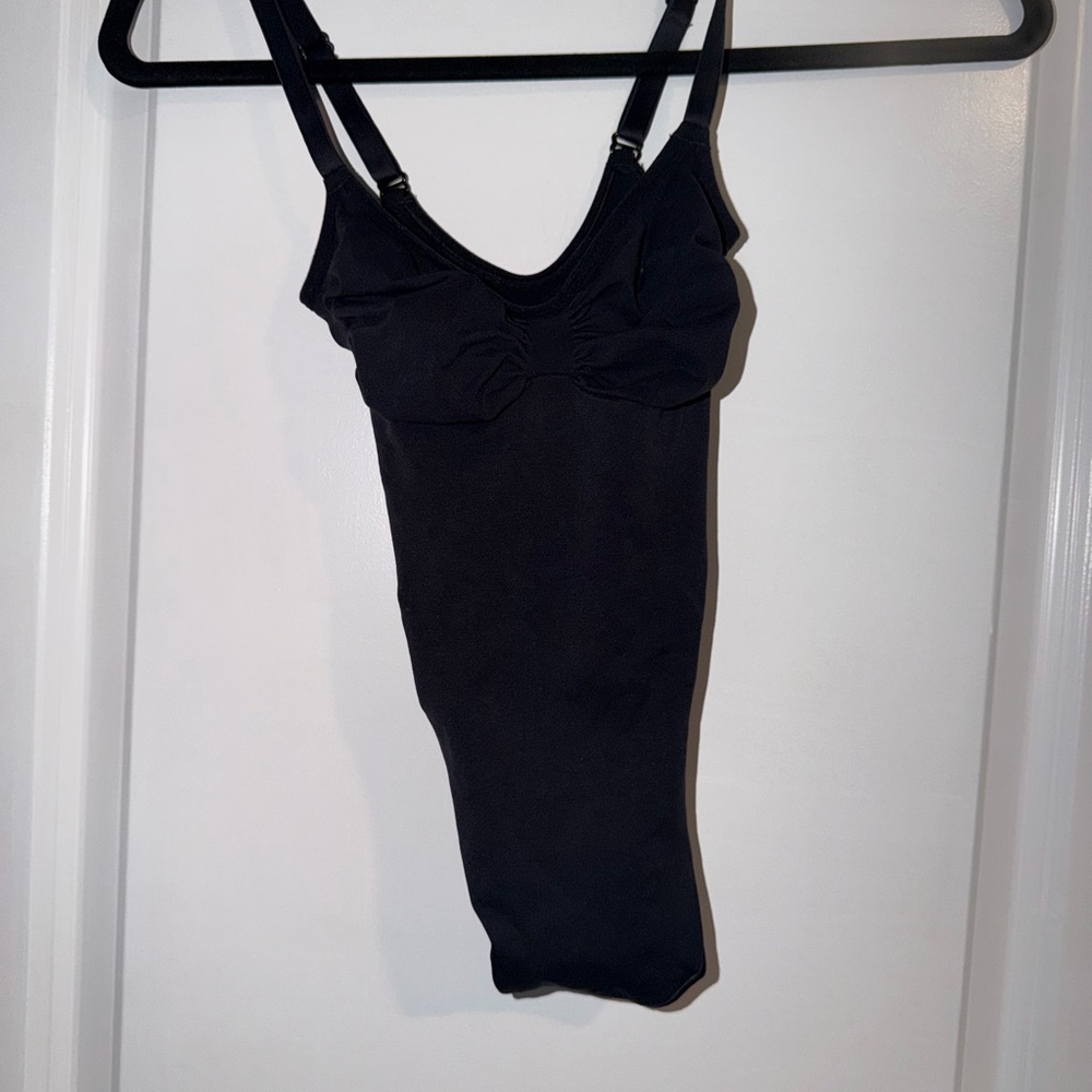 SKIMS Black Body Suit- medium